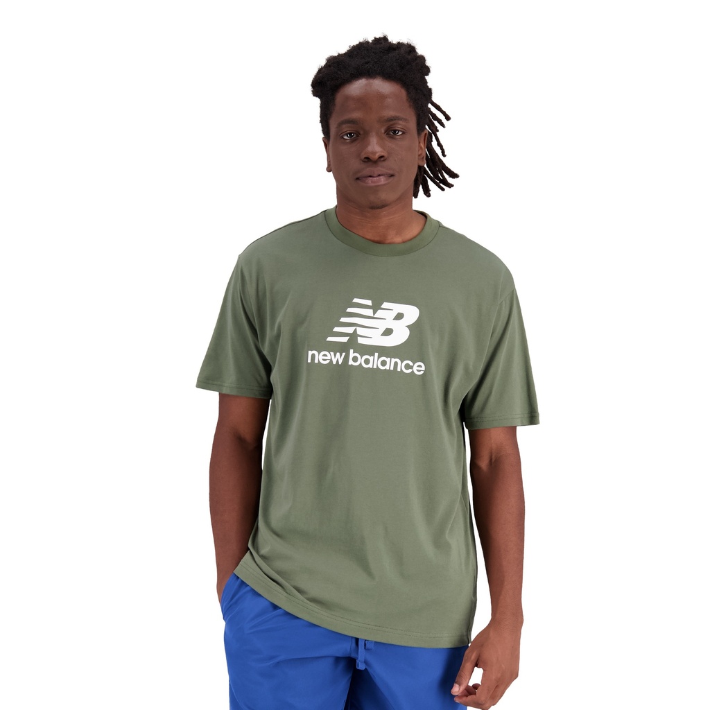 Camiseta manga corta New Balance Essentials Stacked Logo Verde (8 unidades)